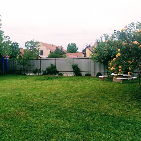 Berta Panzio Bed and Breakfast Hajdúszoboszló Eksteriør billede