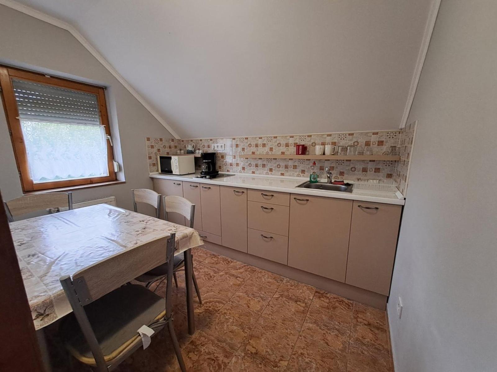 Berta Panzio Bed and Breakfast Hajdúszoboszló Værelse billede